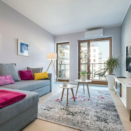 Raya Mansion Warsaw Lägenhet Exteriör bild